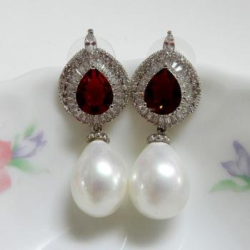 中國風紅寶色天然貝殼珍珠耳環